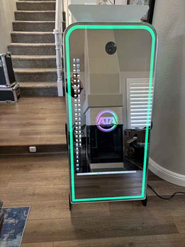Pre-Owned Mior Black Mirror Booth -  Black (Trade-In Model) - Image 5