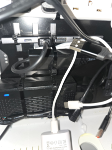 USB hub connection (before)