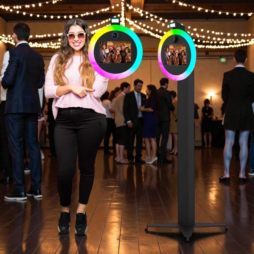 Roamer Pro DSLR iPad Photobooth – Lightweight handheld roaming enclosure featuring a built-in Xenon strobe flash and adjustable RGB-W ring light for mobile event photography.